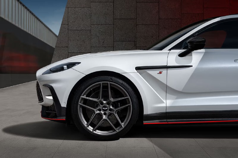 Теперь кроссоверы РВУТ спорткары — Aston Martin выпустят DBX S с безумными 717 л.с. под капотом. Теперь кроссоверы РВУТ спорткары — Aston Martin выпустят DBX S с безумными 717 л.с. под капотом.