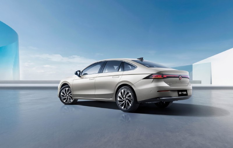 Volkswagen показали новый Sagitar L — он стал длиннее даже Passat B7. Volkswagen показали новый Sagitar L — он стал длиннее даже Passat B7.