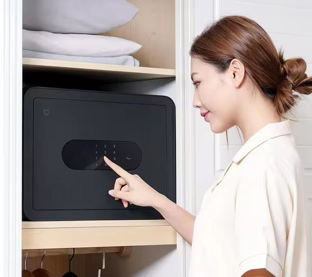 Xiaomi выпустили УМНЫЙ СЕЙФ — Mijia Smart Safe отдают всего за 89... Xiaomi выпустили УМНЫЙ СЕЙФ — Mijia Smart Safe отдают всего за 89...