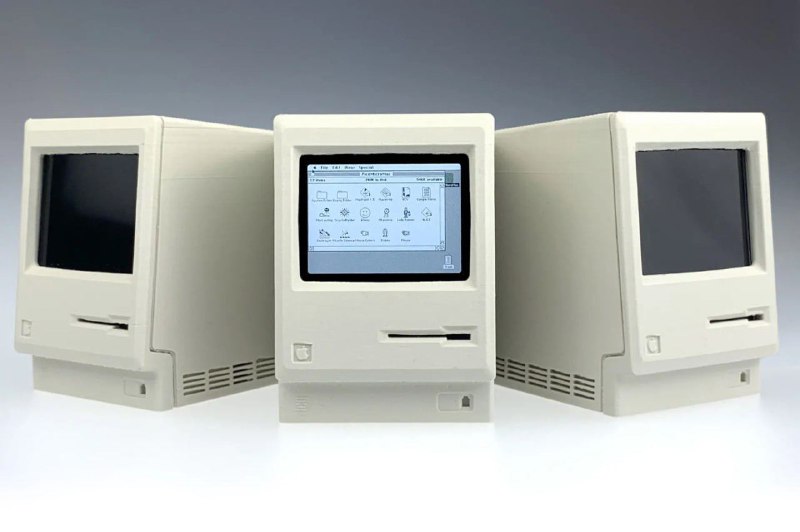 Встречаем, MacNano: парень сделал полностью рабочую копию Apple Macintosh размером меньше банки колы. Встречаем, MacNano: парень сделал полностью рабочую копию Apple Macintosh размером меньше банки колы.