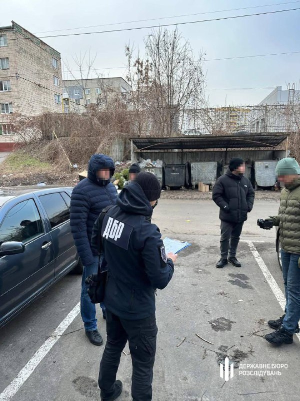 Украинка затянула инцела-тюремщика в наркобизнес при помощи нюдсов Украинка затянула инцела-тюремщика в наркобизнес при помощи нюдсов