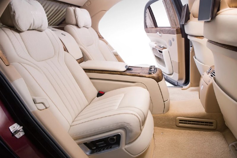 Коврики на российскую Aurus Senat стоят как... подержанная Lada — за комплект просят почти 800 тысяч (!) рублей. Коврики на российскую Aurus Senat стоят как... подержанная Lada — за комплект просят почти 800 тысяч (!) рублей.