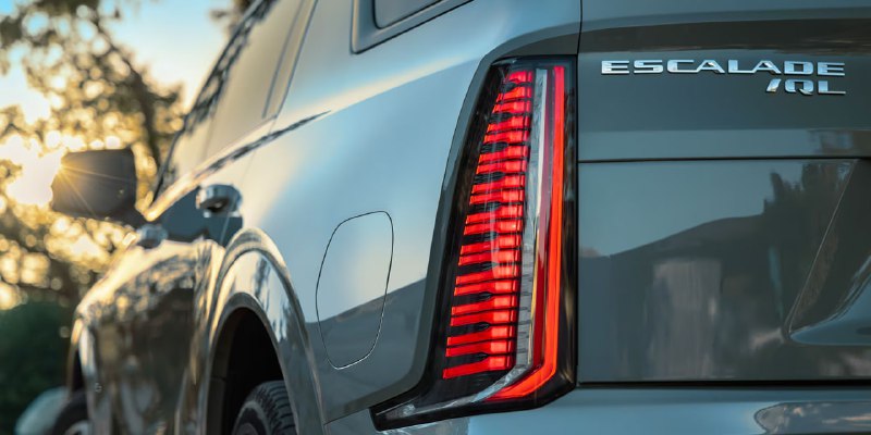 Cadillac представили электрический Escalade IQL. Авто стало самым длинным в истории компании — 5,8 метра. Cadillac представили электрический Escalade IQL. Авто стало самым длинным в истории компании — 5,8 метра.