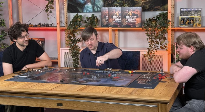 По «Hearts of Iron» анонсировали настолку — можно поиграть... По «Hearts of Iron» анонсировали настолку — можно поиграть...