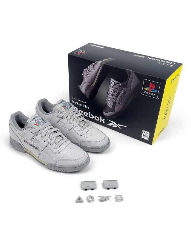 Вау: PlayStation заколлабилась с Reebok и выкатила новые кроссы к 3️⃣0️⃣-летию бренда. Обувь получилась очень стильной — с отсылками к самой первой консоли от PlayStation. Вау: PlayStation заколлабилась с Reebok и выкатила новые кроссы к 3️⃣0️⃣-летию бренда. Обувь получилась очень стильной — с отсылками к самой первой консоли от PlayStation.